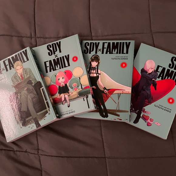 Assorted Manga (DM BEFORE BUYING) - Picture 2 of 2